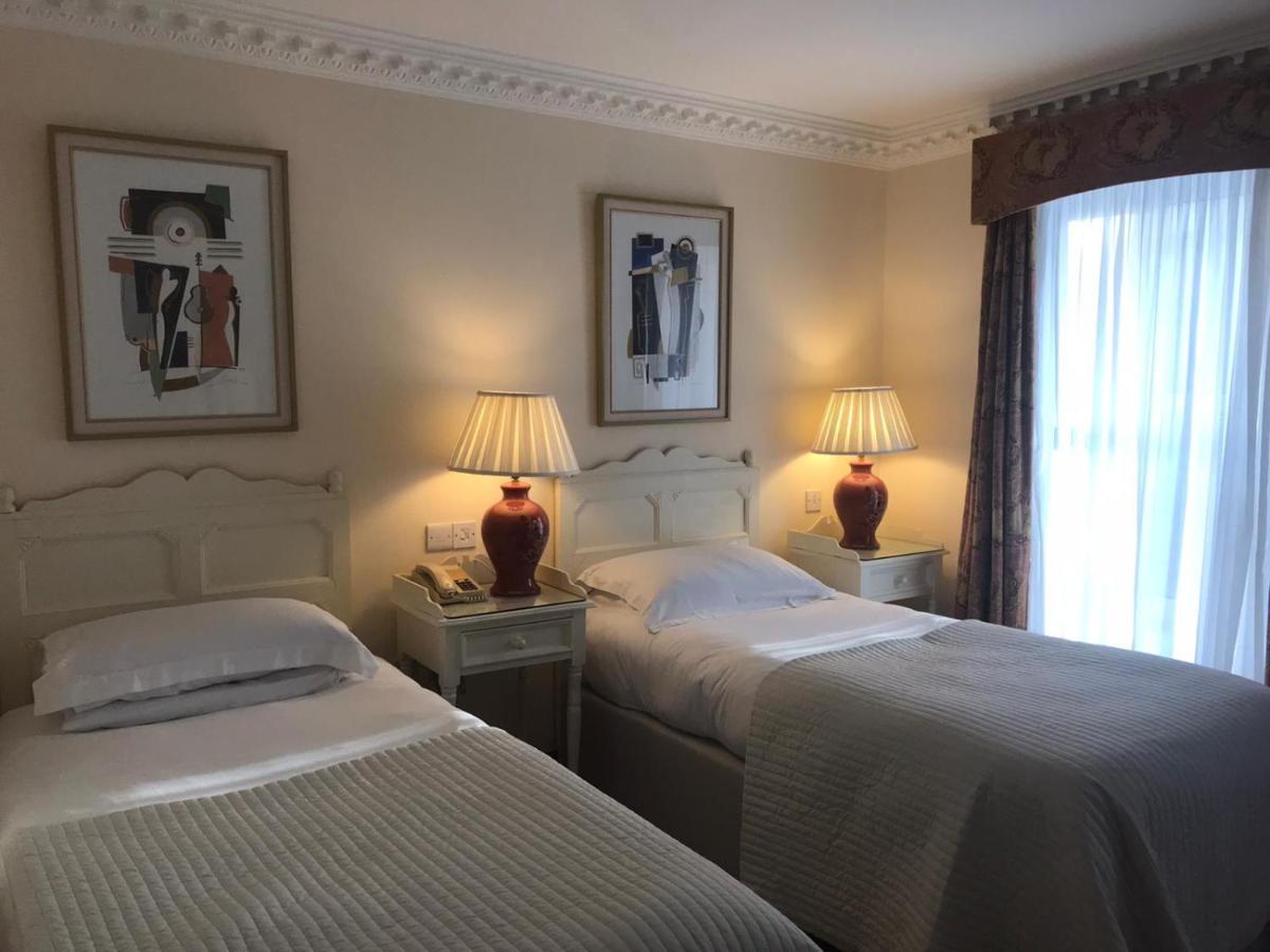 Foley'S Townhouse Killarney Hotel ภายนอก รูปภาพ