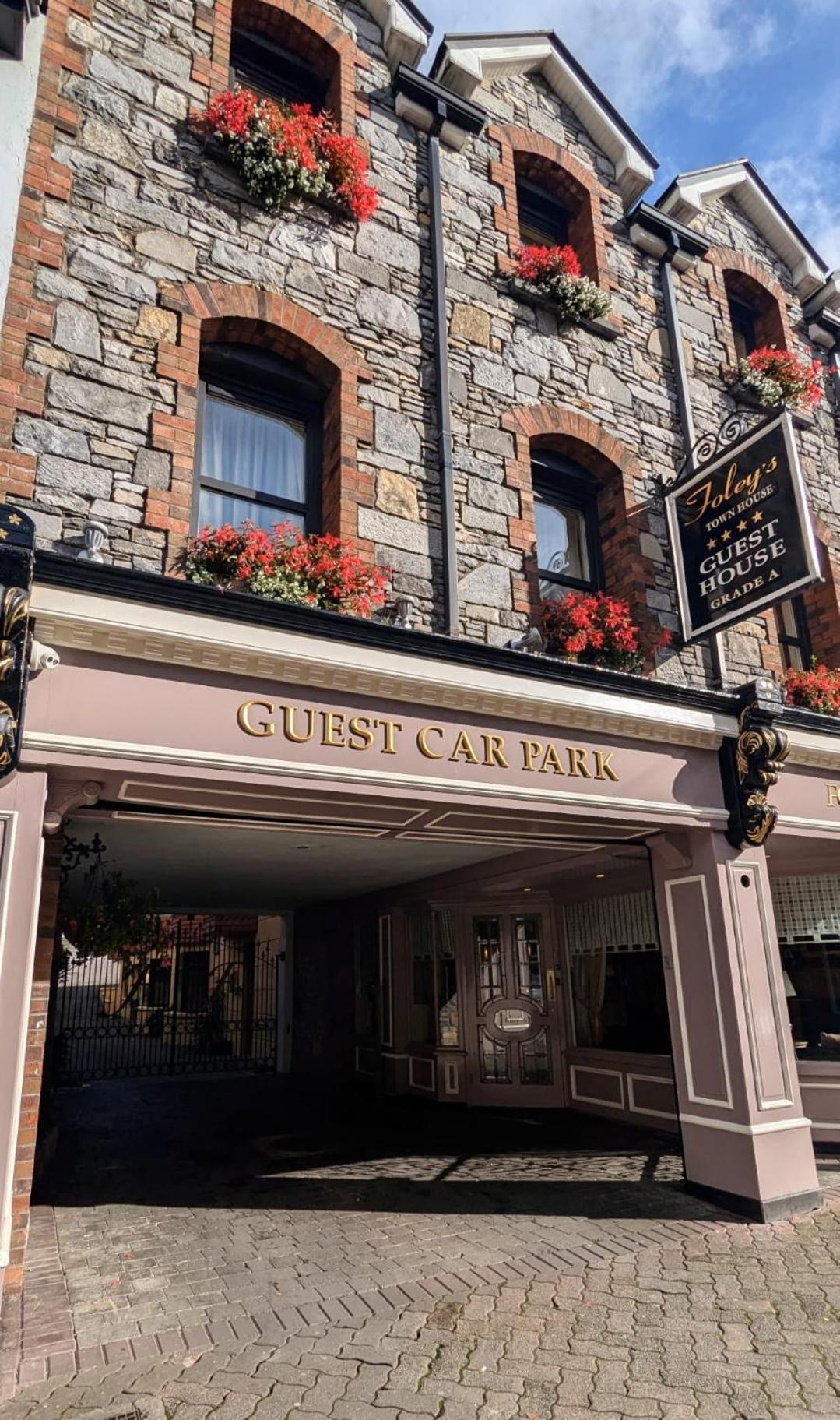 Foley'S Townhouse Killarney Hotel ภายนอก รูปภาพ