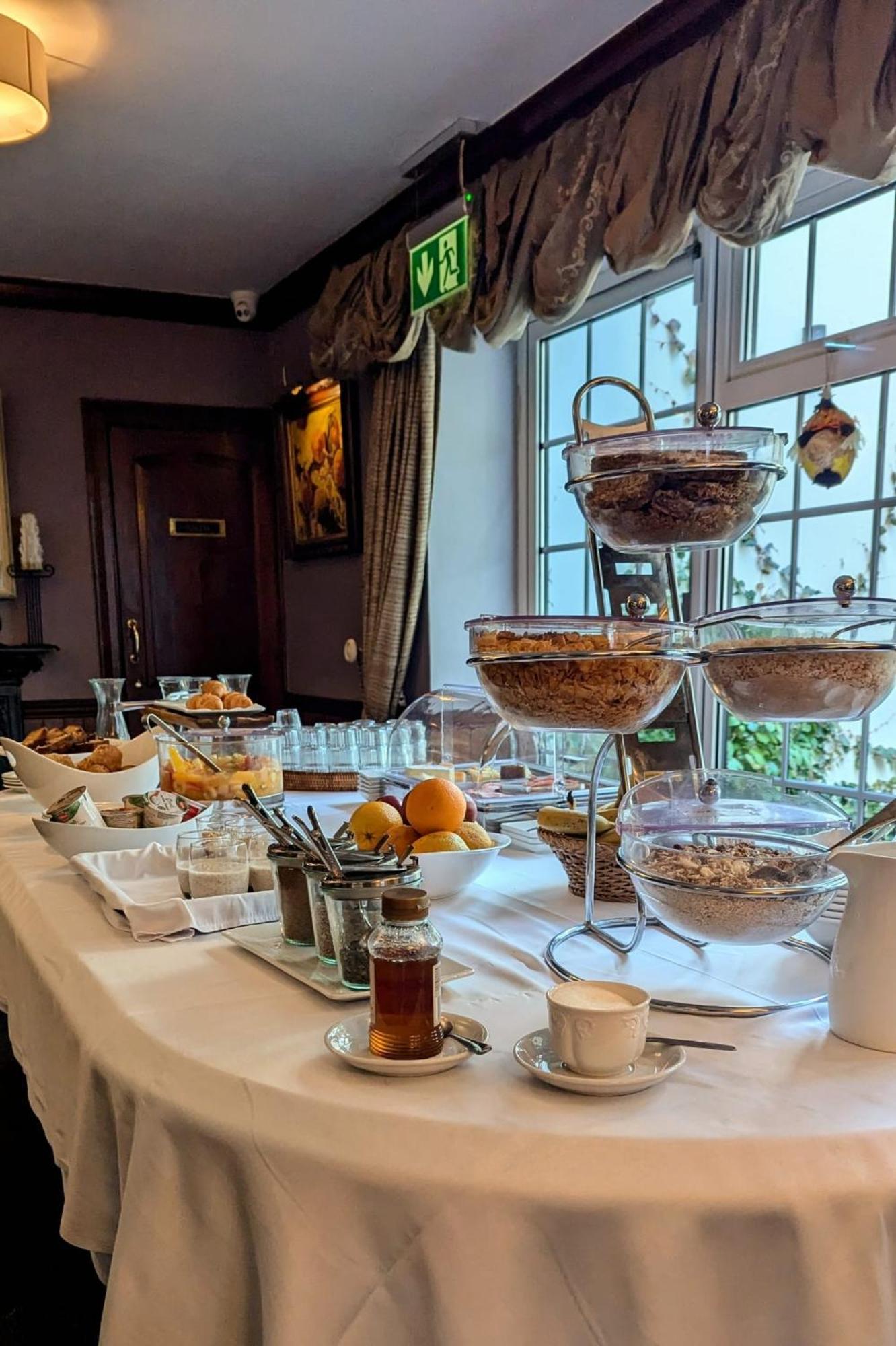 Foley'S Townhouse Killarney Hotel ภายนอก รูปภาพ