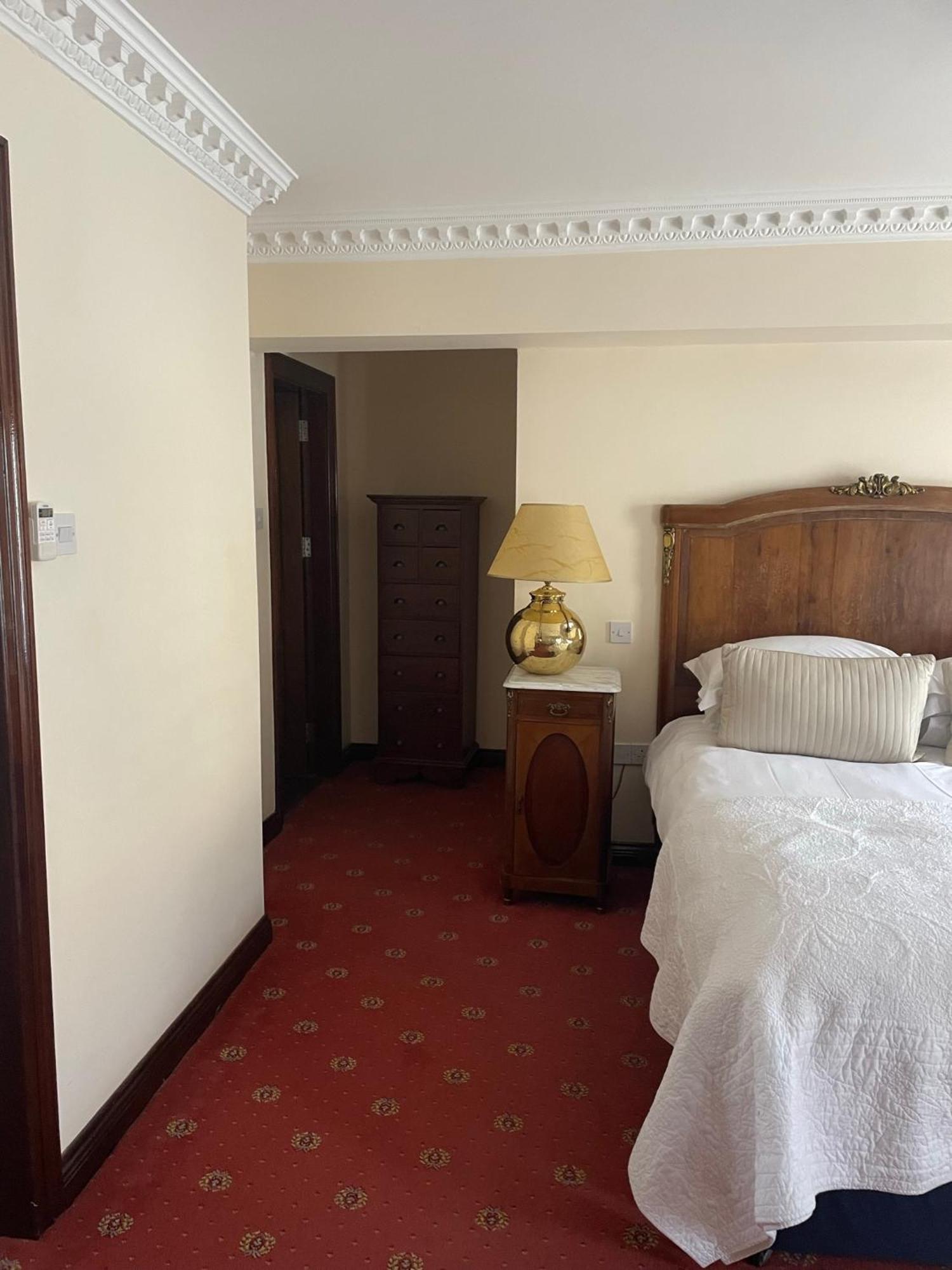 Foley'S Townhouse Killarney Hotel ภายนอก รูปภาพ