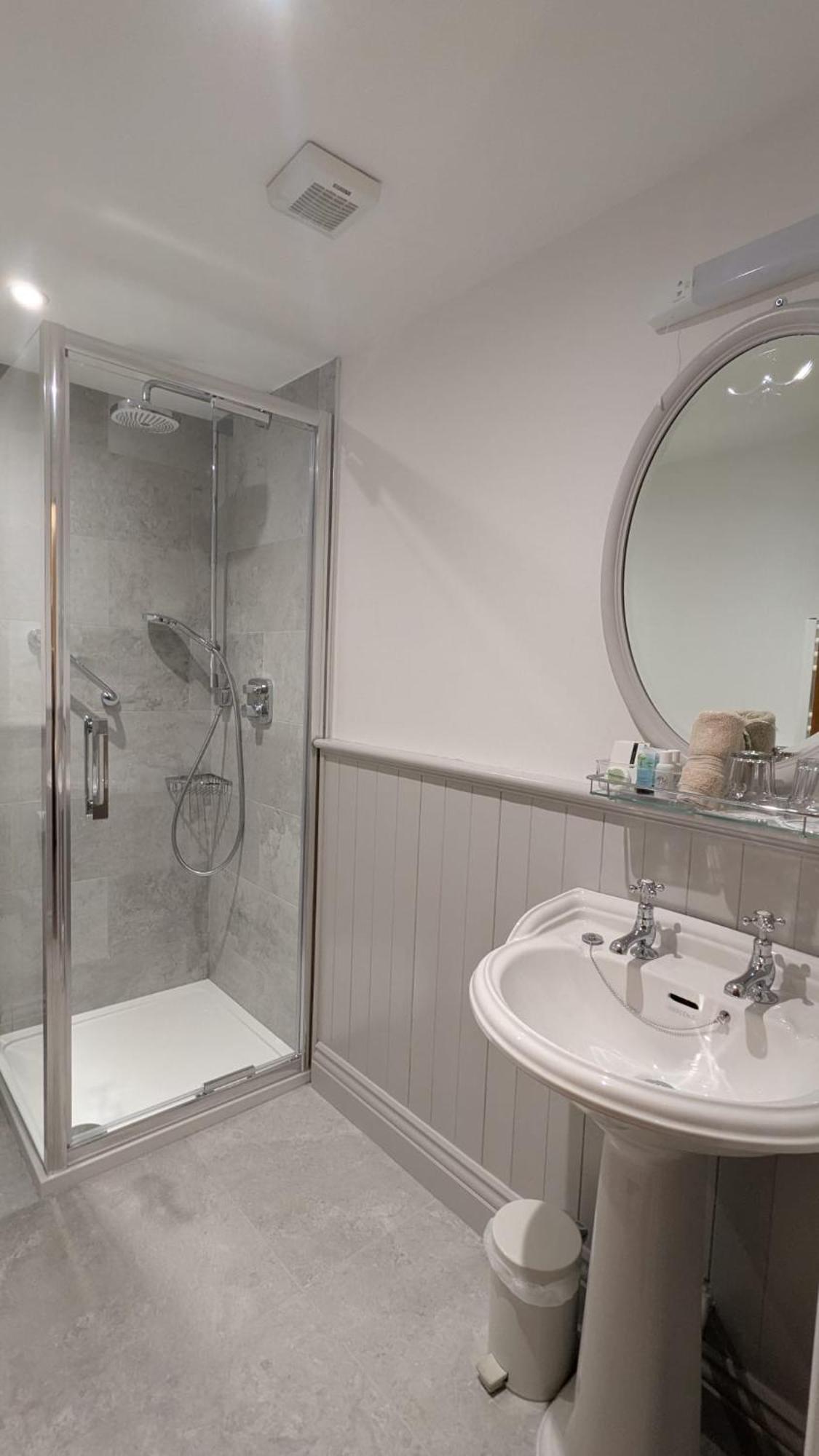 Foley'S Townhouse Killarney Hotel ภายนอก รูปภาพ