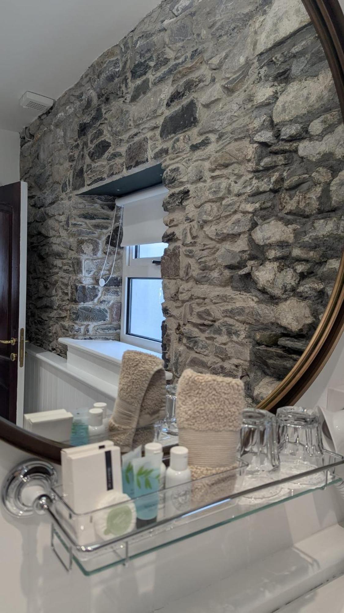 Foley'S Townhouse Killarney Hotel ภายนอก รูปภาพ